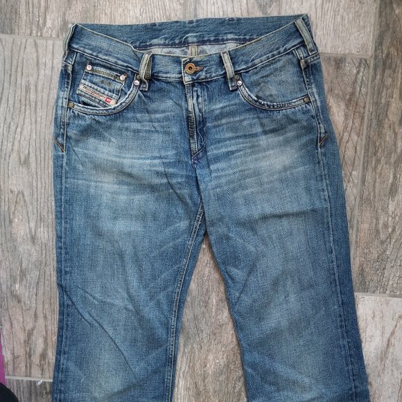 Vintage Diesel Industry Boot Cut Mid Rise Jeans Made in Italy - Picture 3 of 16